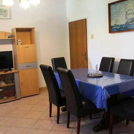 With A Parking Space - 17059 *